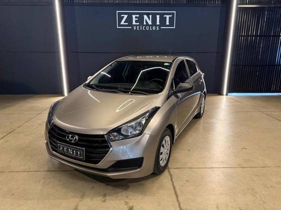 HYUNDAI HB20 1.0 COMFORT 12V FLEX 4P MANUAL HYUNDAI HB20 1.0 COMFORT 12V FLEX 4P MANUAL